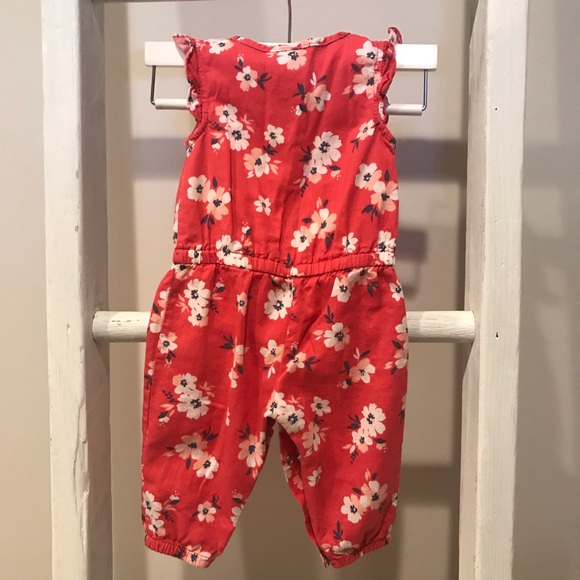 🌿Carter’s Romper🌿 - Picture 2 of 5